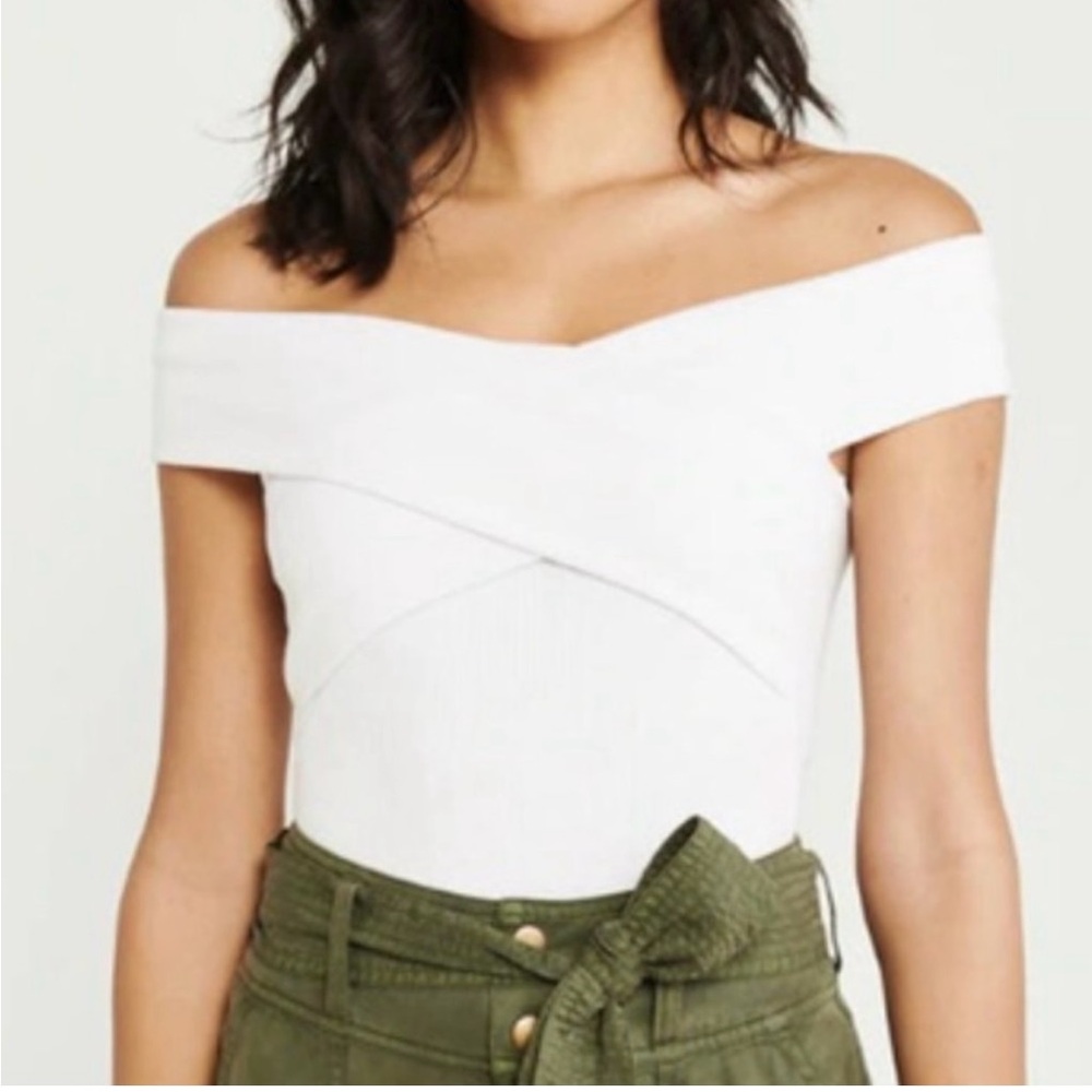 Abercrombie & Fitch White Asymmetrical Sleeveless Bodysuit